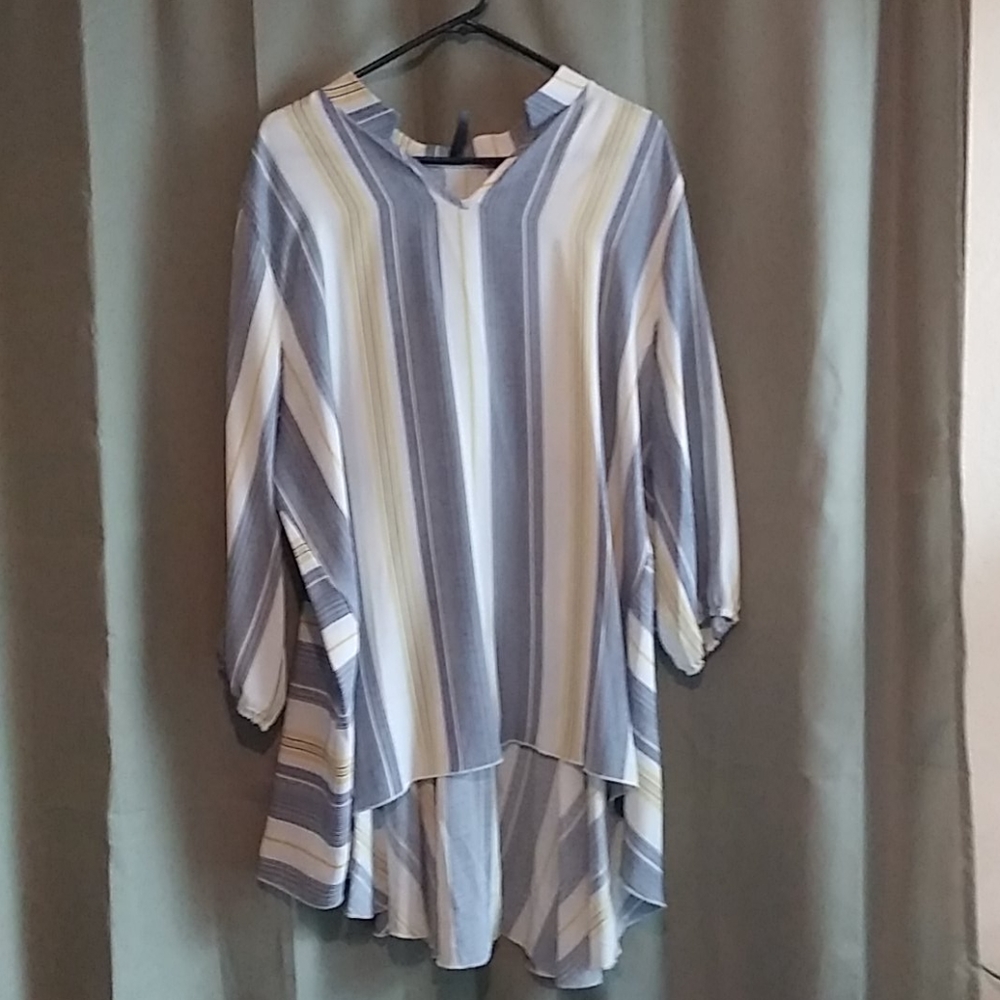 Worn once Glitzy Girls Tailed Shirt